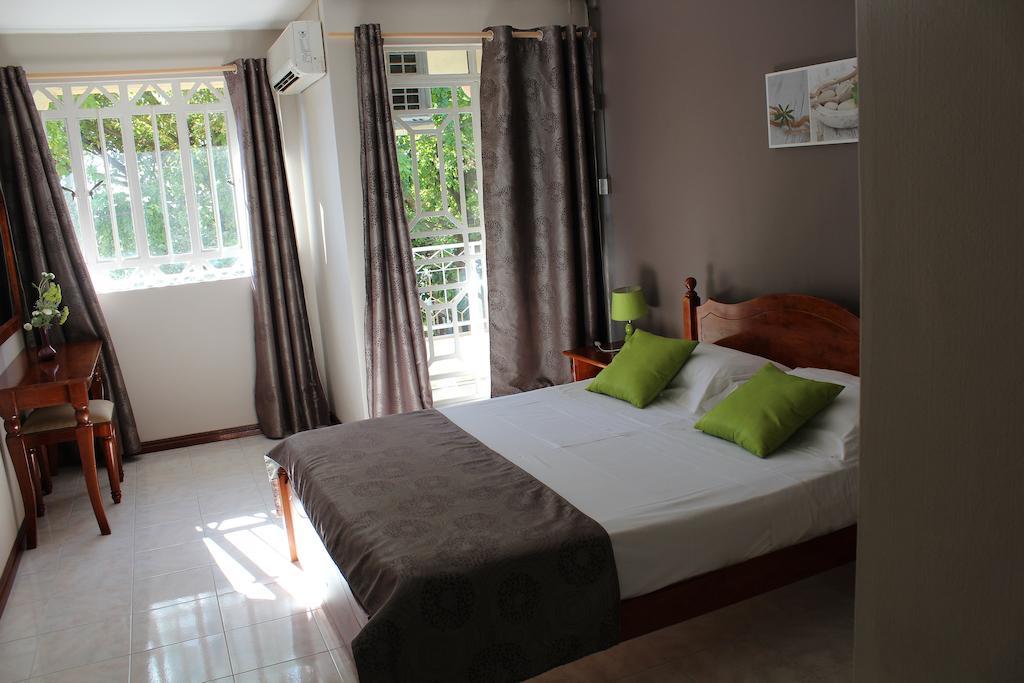 Elysee Residence Trou-aux-Biches Quarto foto
