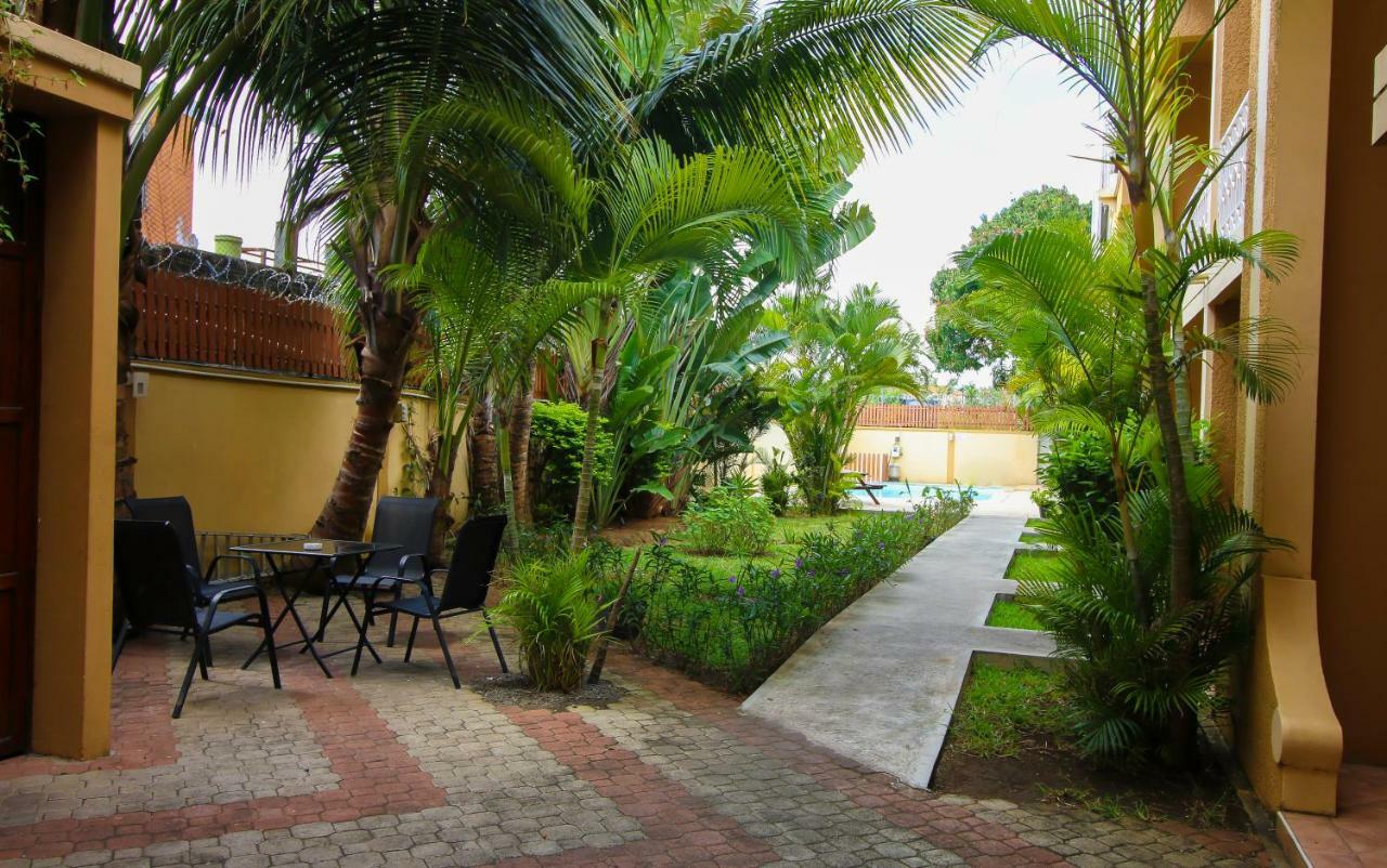 Elysee Residence Trou-aux-Biches Exterior foto